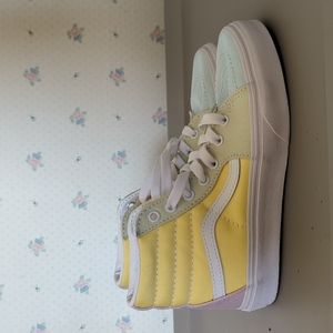 SOLD Vans 🛹 Sk8-Hi 😶🌫️ Pastel Block Kids Shoes